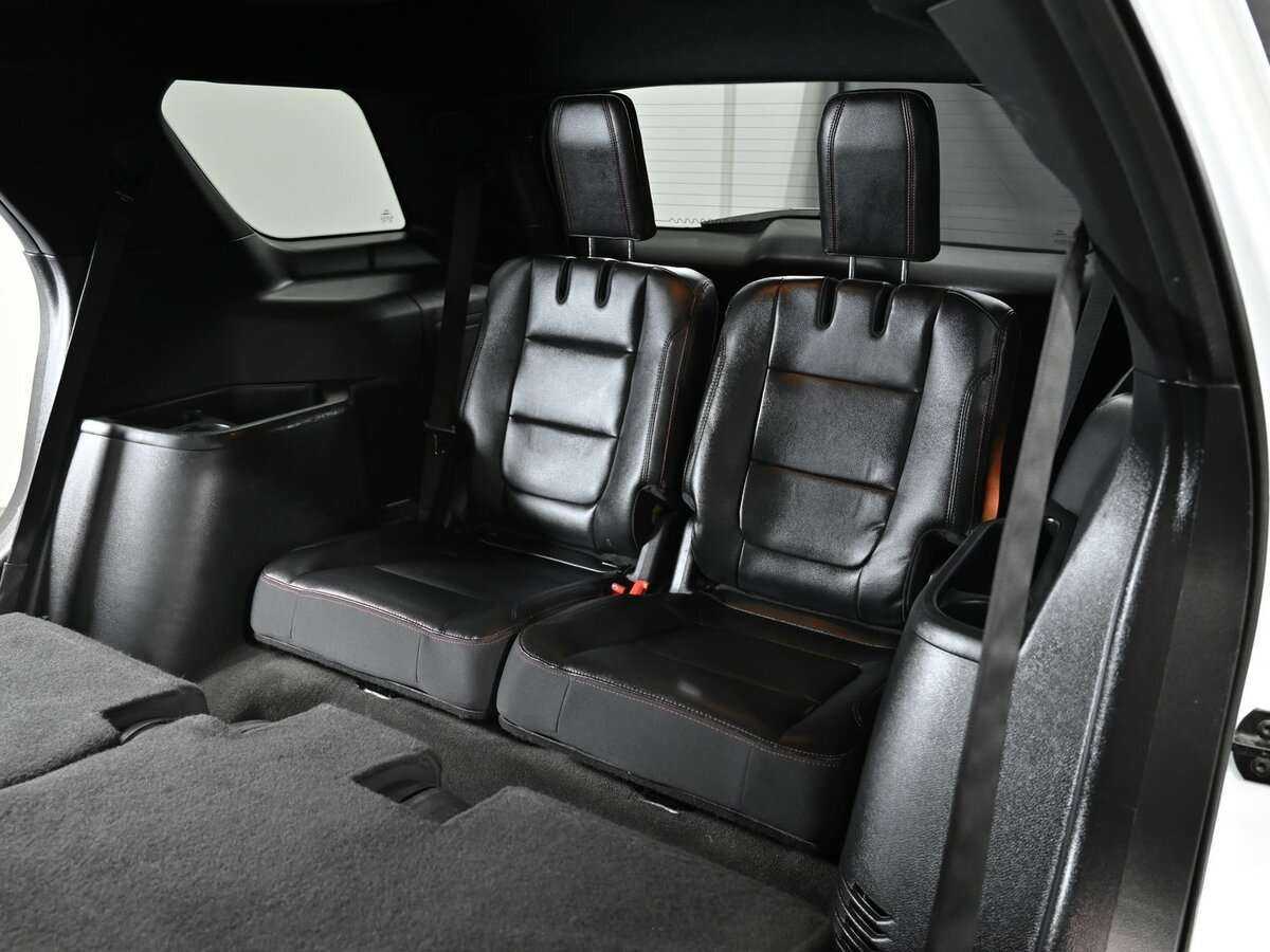 Ford Explorer 2015 года с пробегом. Фото: #18