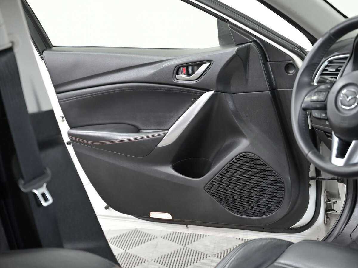 Б/У Мазда 6 2014 года. Фото: #9