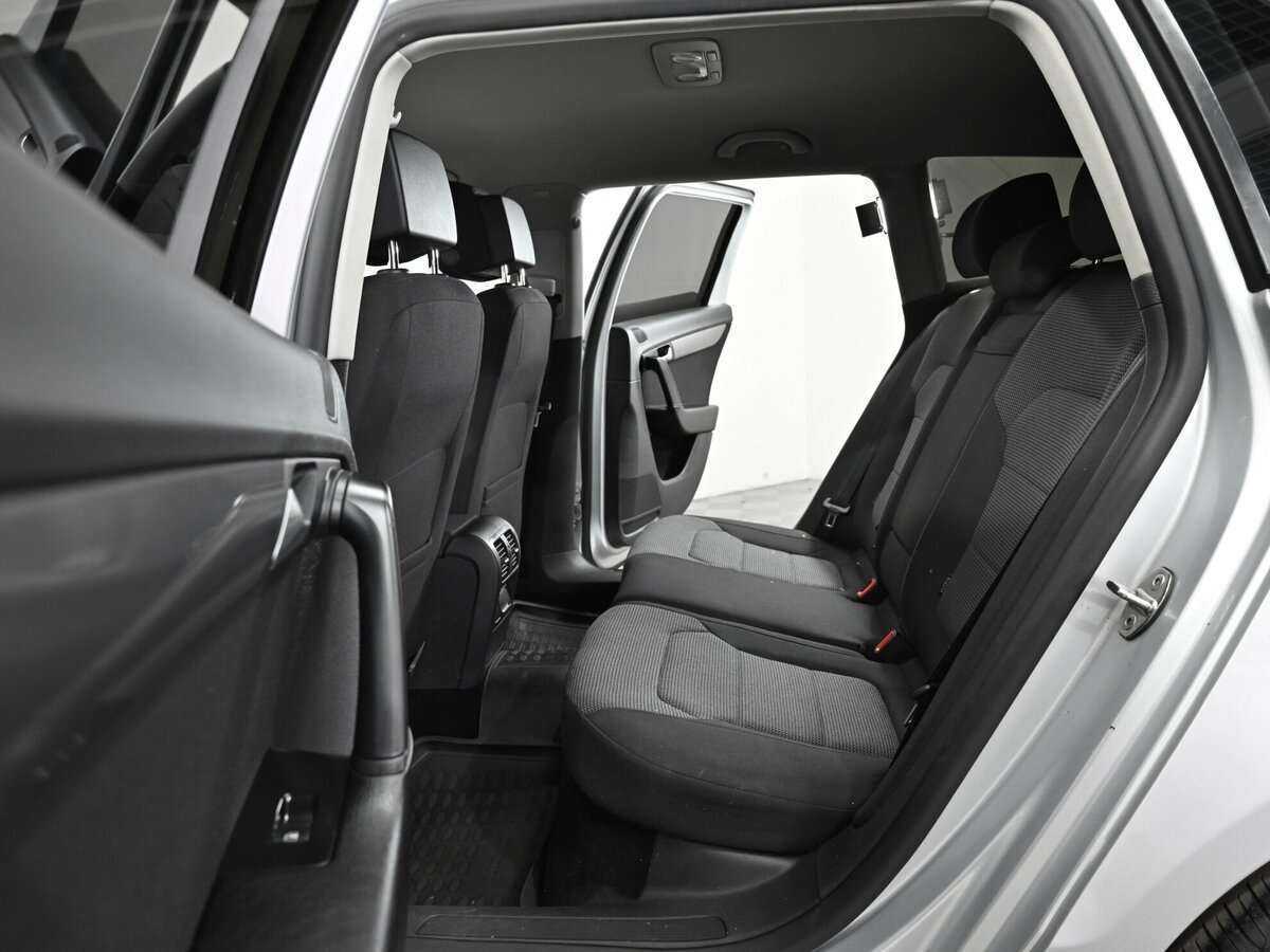 Б/У Фольксваген Пассат 2014 года. Фото: #9