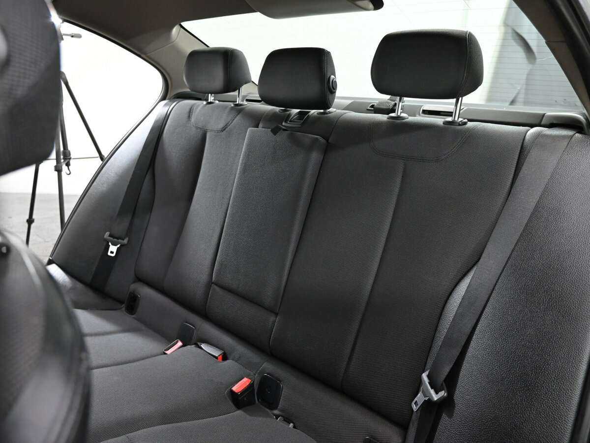 BMW 3 серии 2016 года с пробегом. Фото: #9