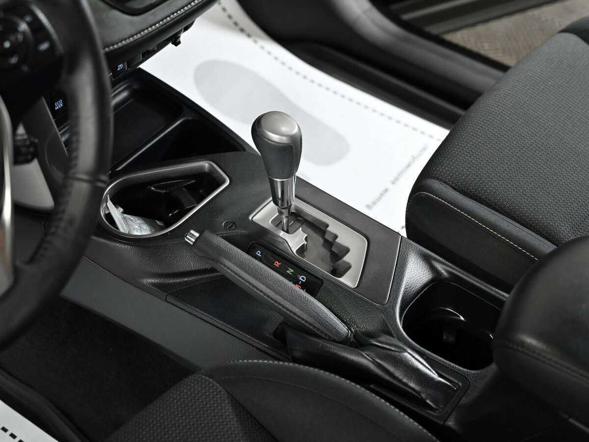 Toyota RAV4 2018 года с пробегом. Фото: #13