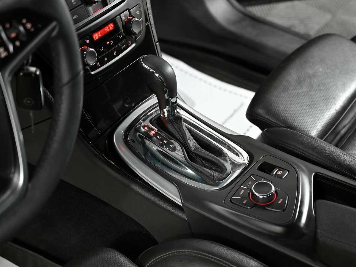 Б/У Опель Инсигния 2013 года. Фото: #8