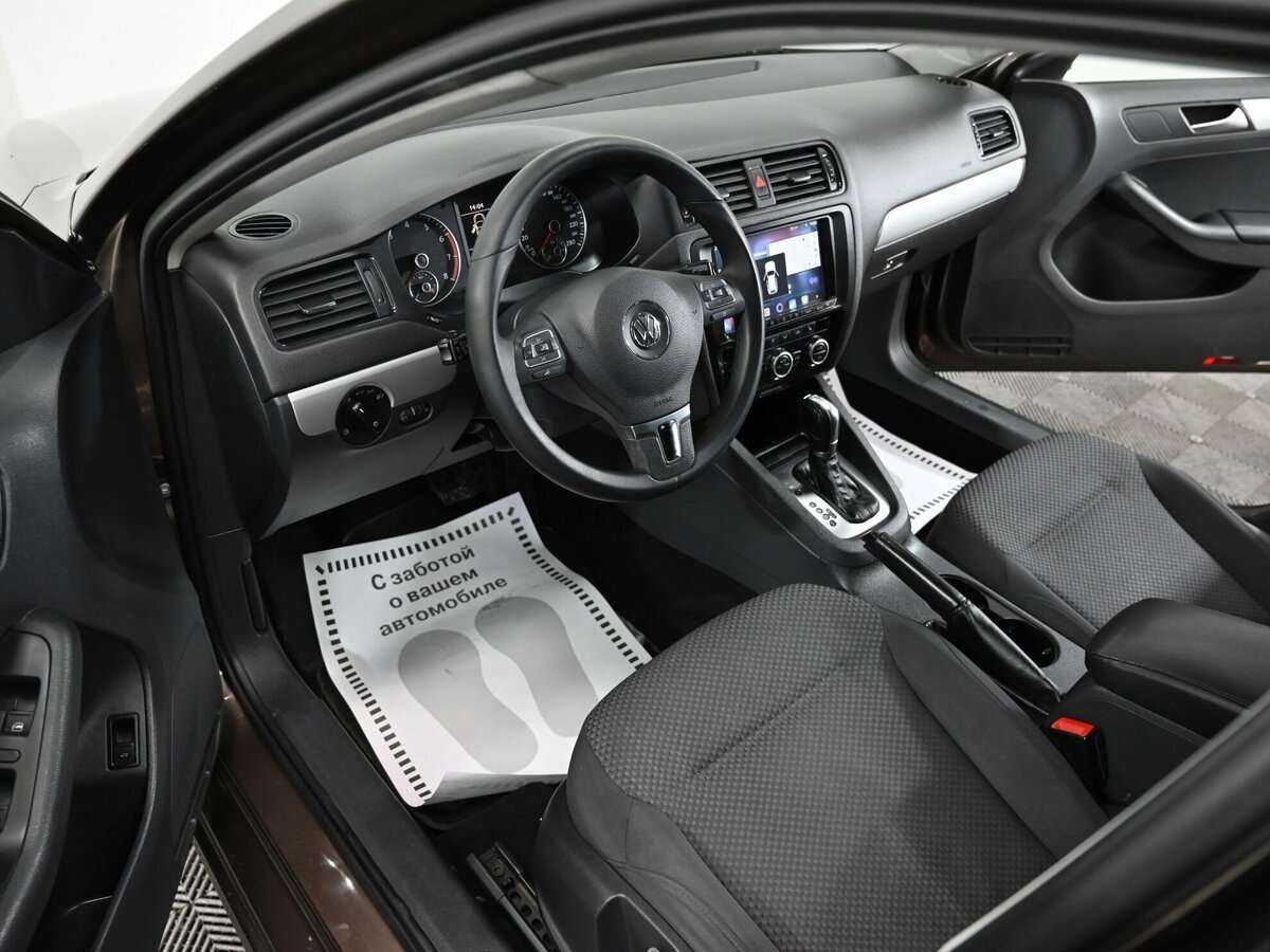 Б/У Фольксваген Джетта 2013 года. Фото: #4