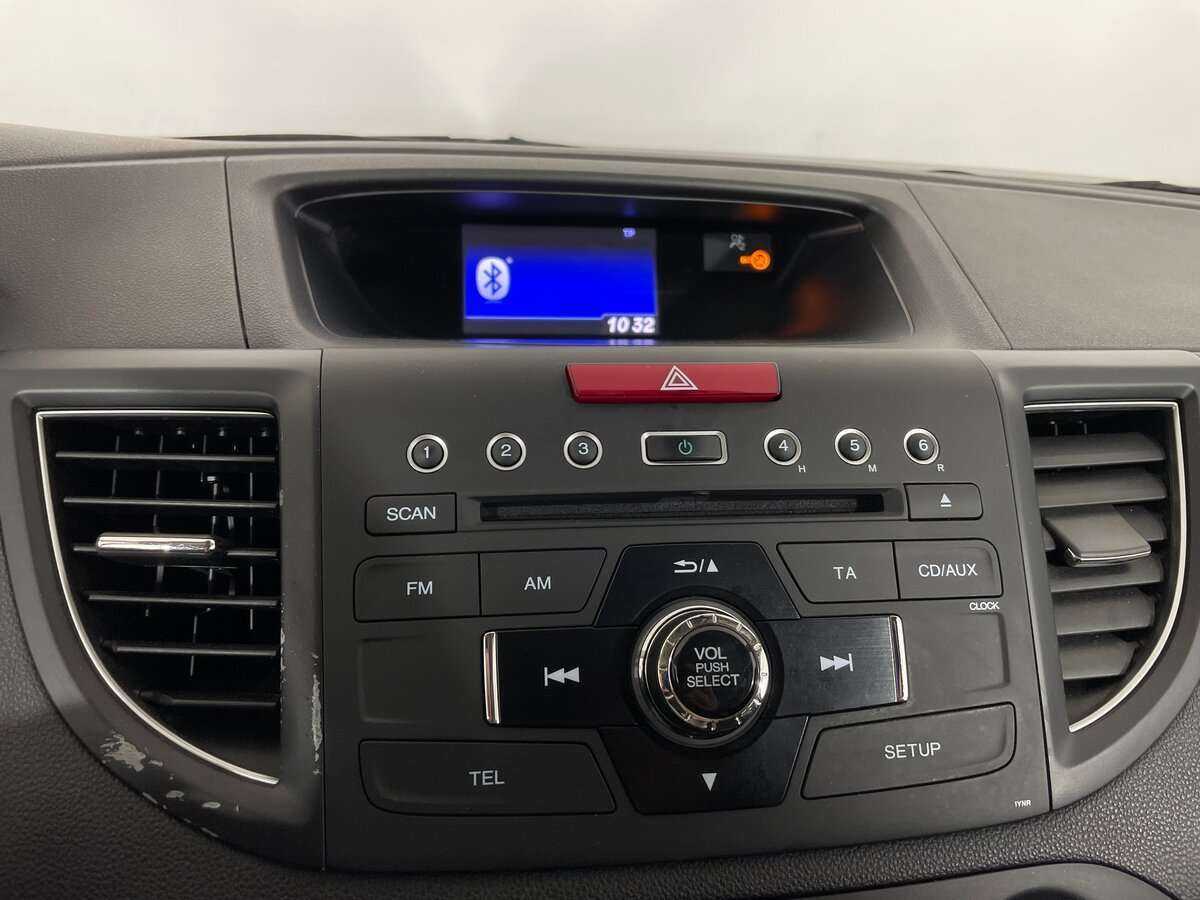 Б/У Хонда ЦР-В 2013 года. Фото: #16