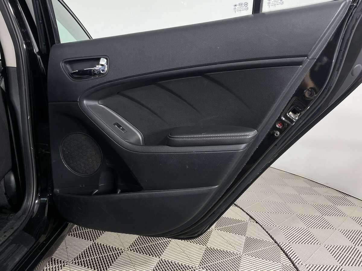 Б/У Киа Церато 2015 года. Фото: #21