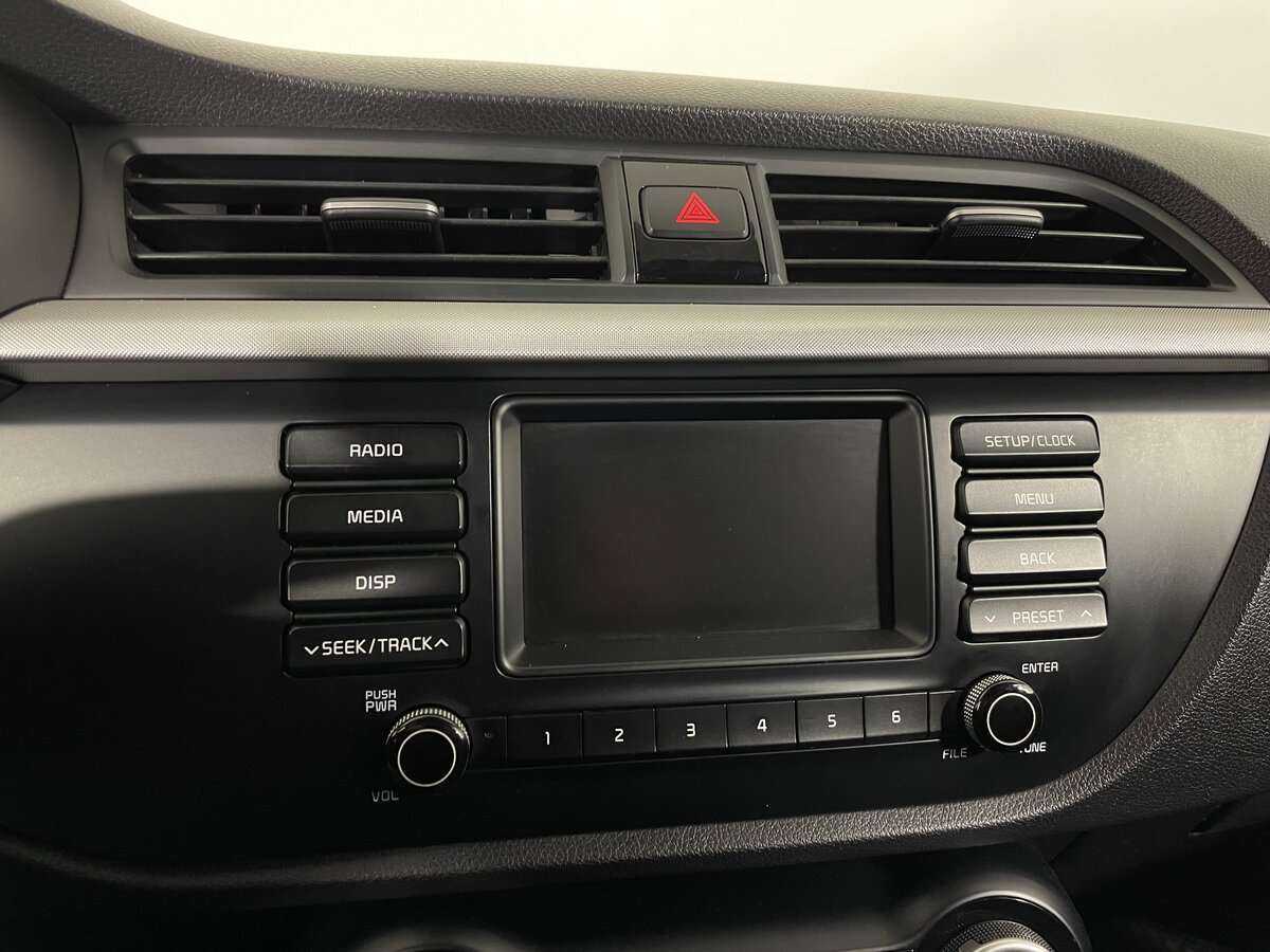 Б/У Киа Рио 2019 года. Фото: #12