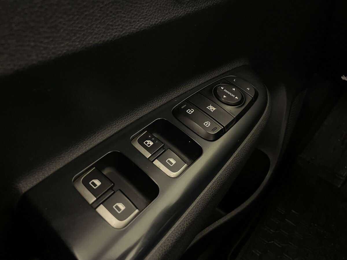 Б/У Киа Рио 2019 года. Фото: #16