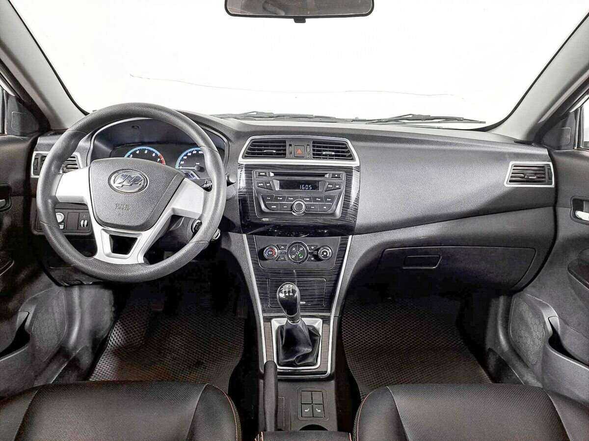 Б/У Лифан Солано 2016 года. Фото: #11