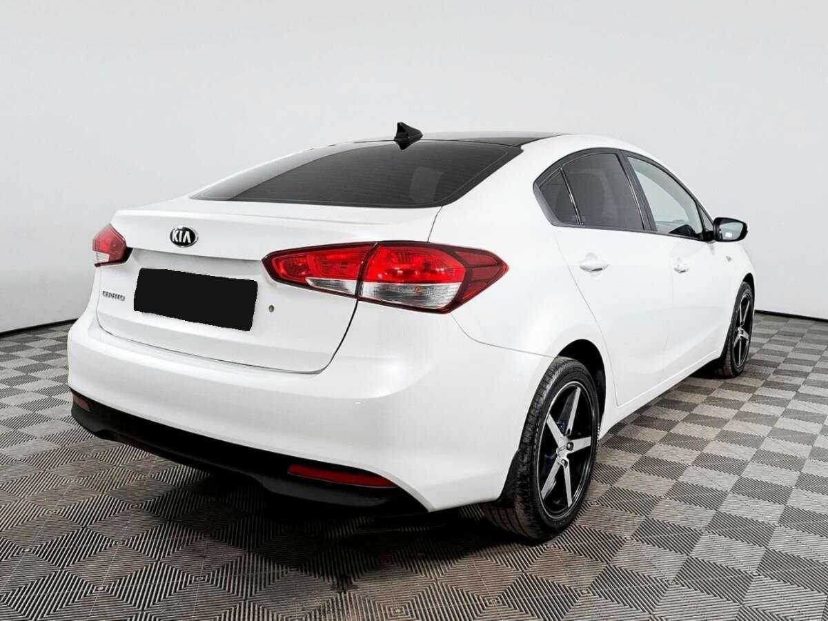 Б/У Киа Церато 2017 года. Фото: #4