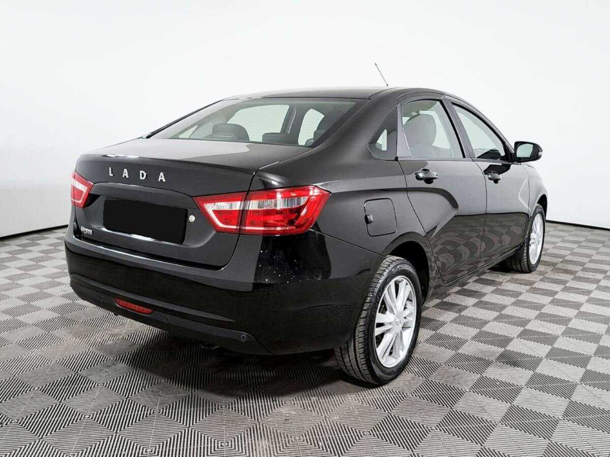 Б/У Лада (ВАЗ) Веста 2017 года. Фото: #3