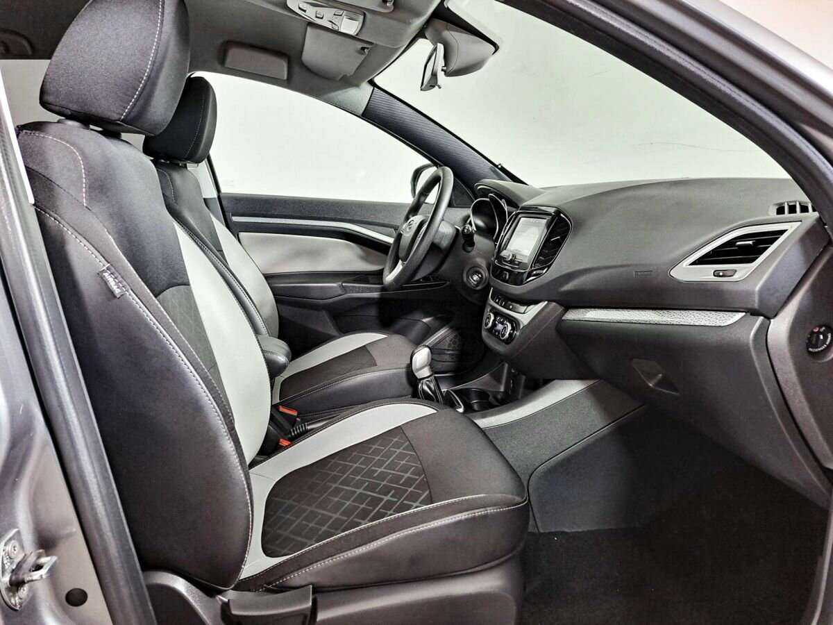 Б/У Лада (ВАЗ) Веста 2019 года. Фото: #8