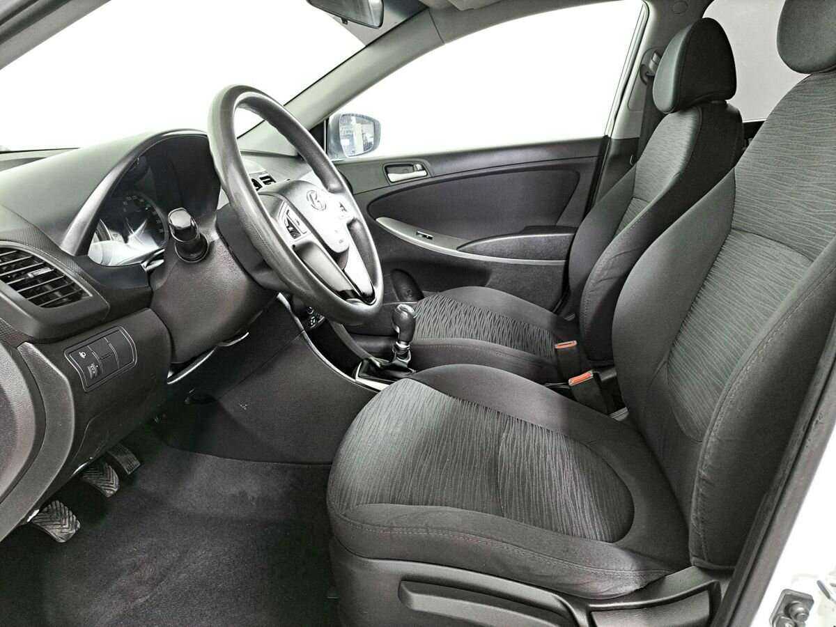 Б/У Хендай Солярис 2016 года. Фото: #11