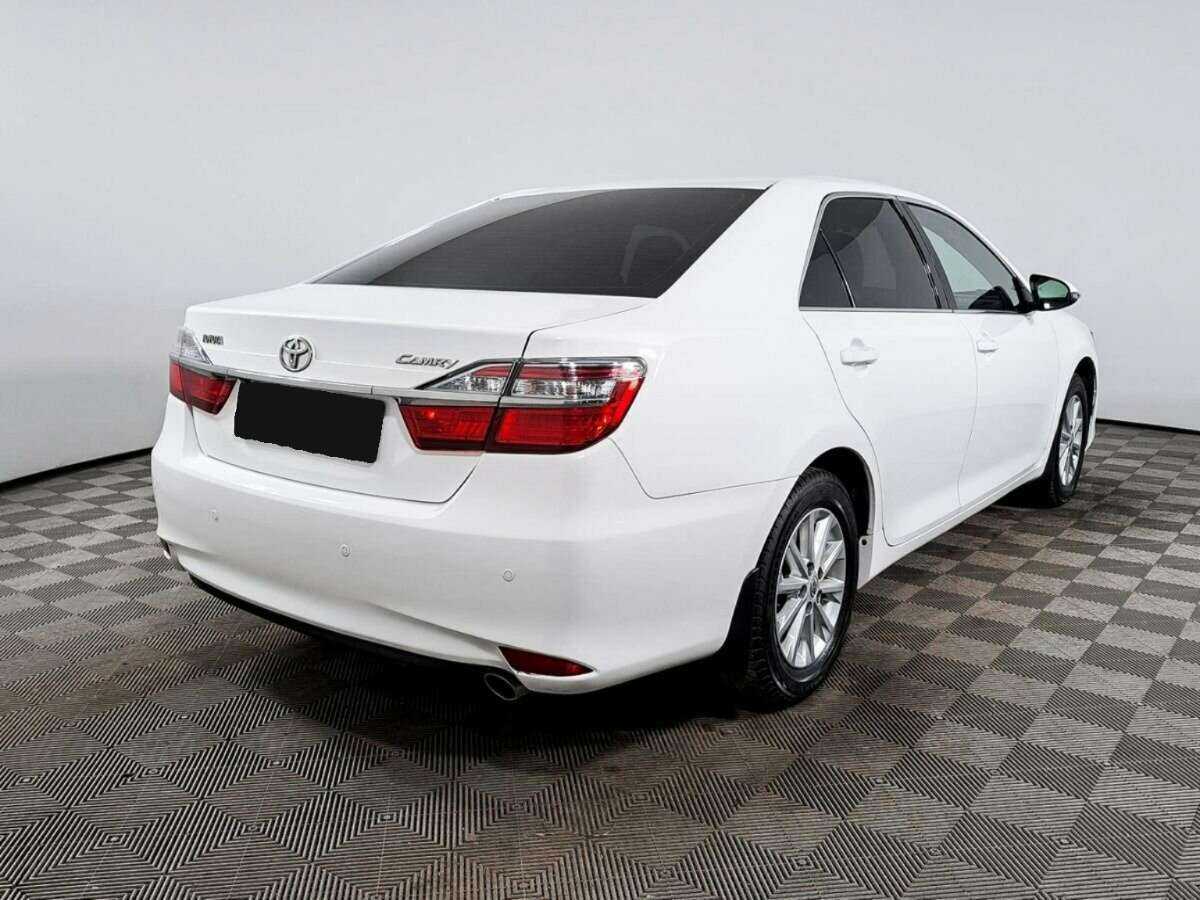 Toyota Camry 2016 года с пробегом. Фото: #3