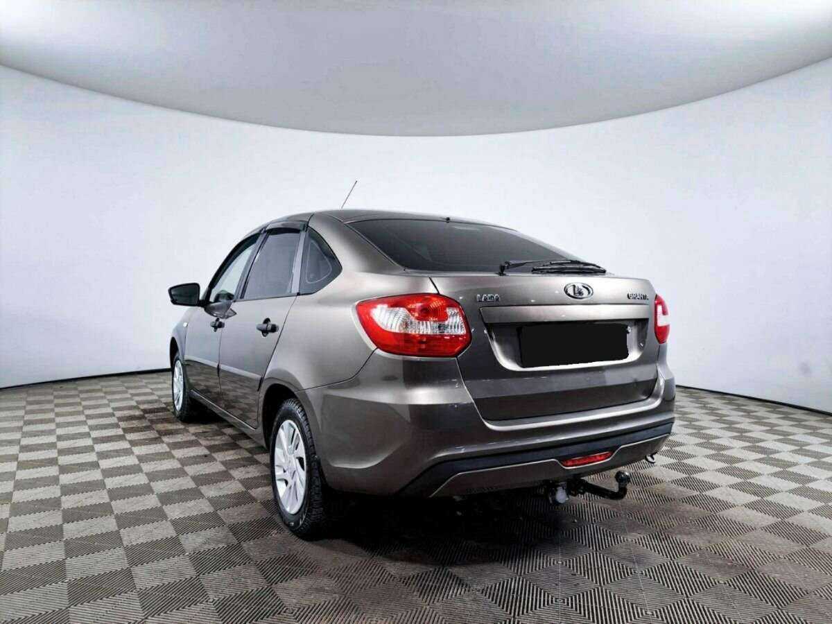 Б/У Лада (ВАЗ) Гранта 2017 года. Фото: #6