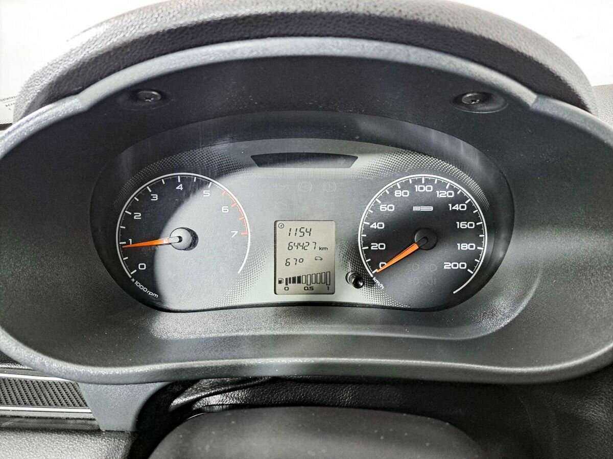 Б/У Лада (ВАЗ) Гранта 2017 года. Фото: #11