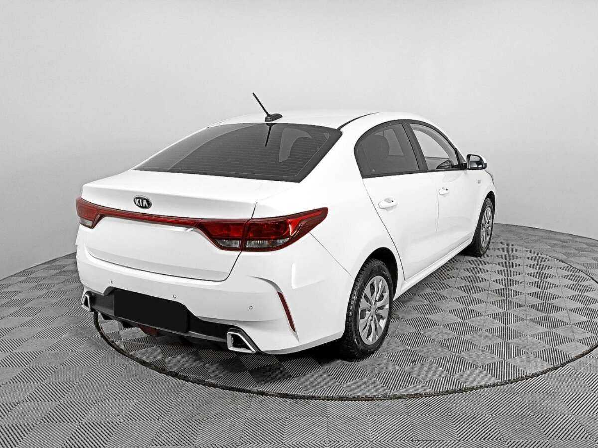 Б/У Киа Рио 2021 года. Фото: #4