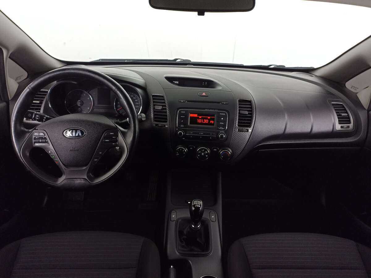 Б/У Киа Церато 2016 года. Фото: #11