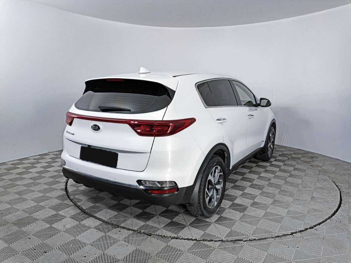 Б/У Киа Спортейдж 2018 года. Фото: #4