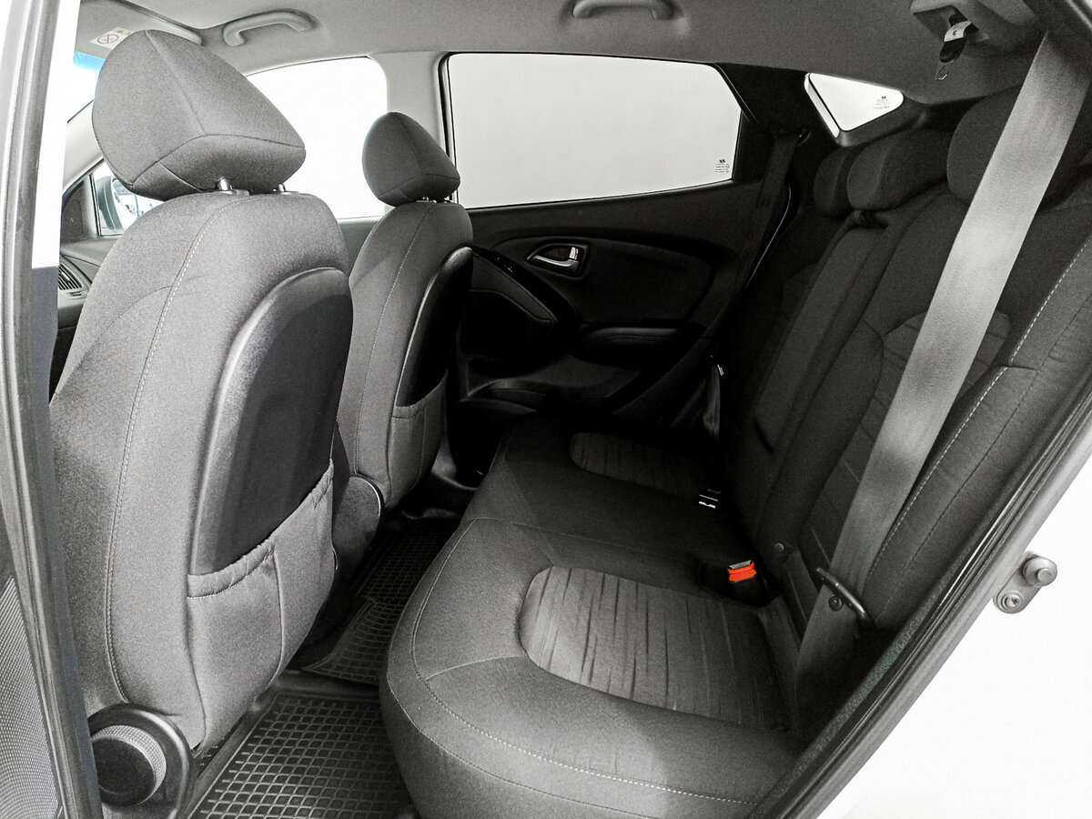 Б/У Хендай ай-икс35 2014 года. Фото: #9