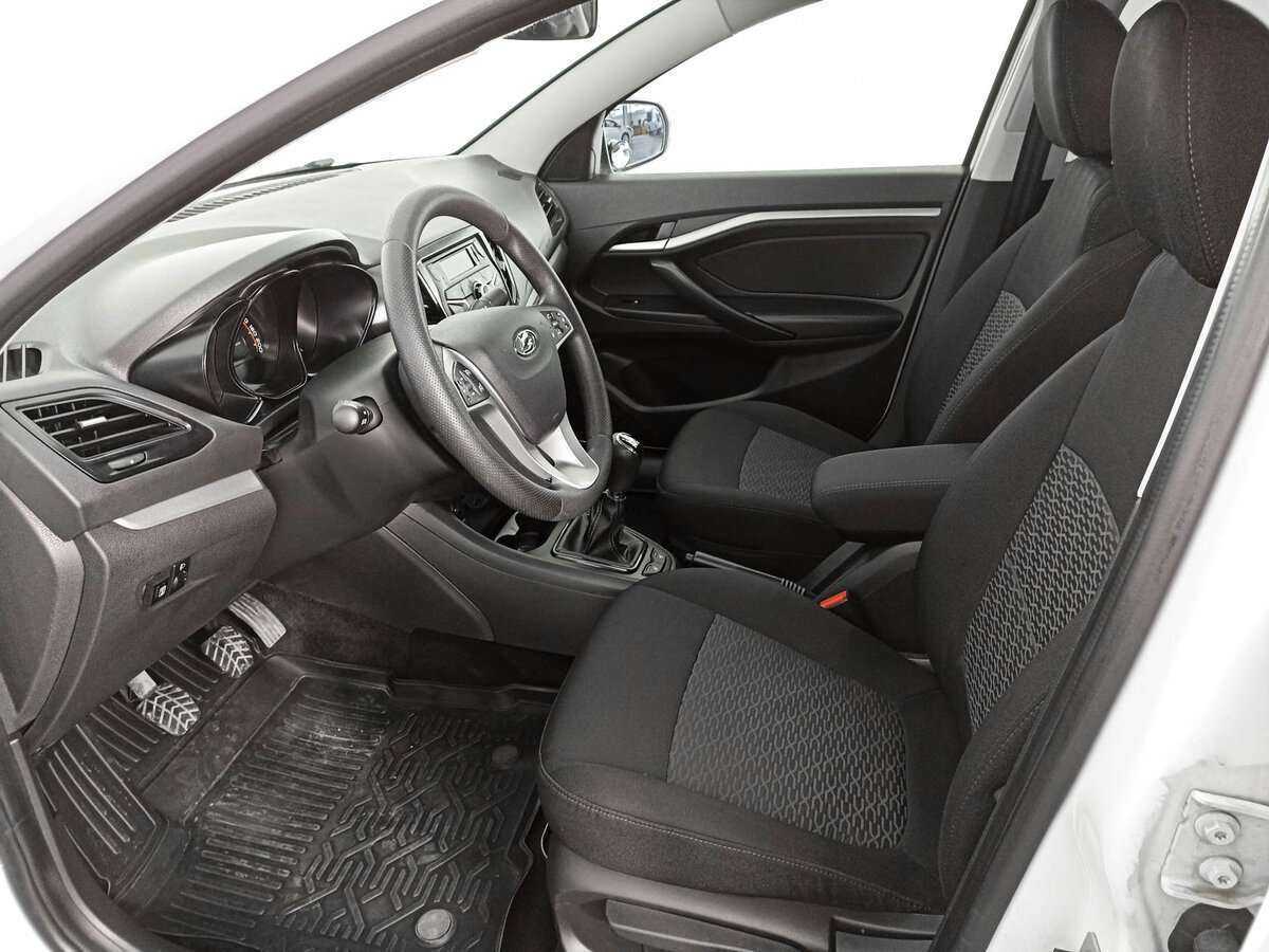 Б/У Лада (ВАЗ) Веста 2020 года. Фото: #13