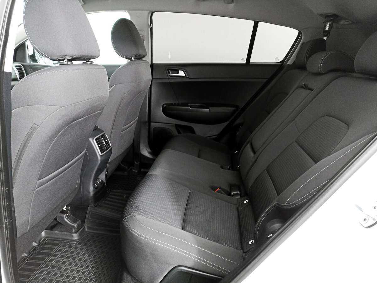 Б/У Киа Спортейдж 2016 года. Фото: #7