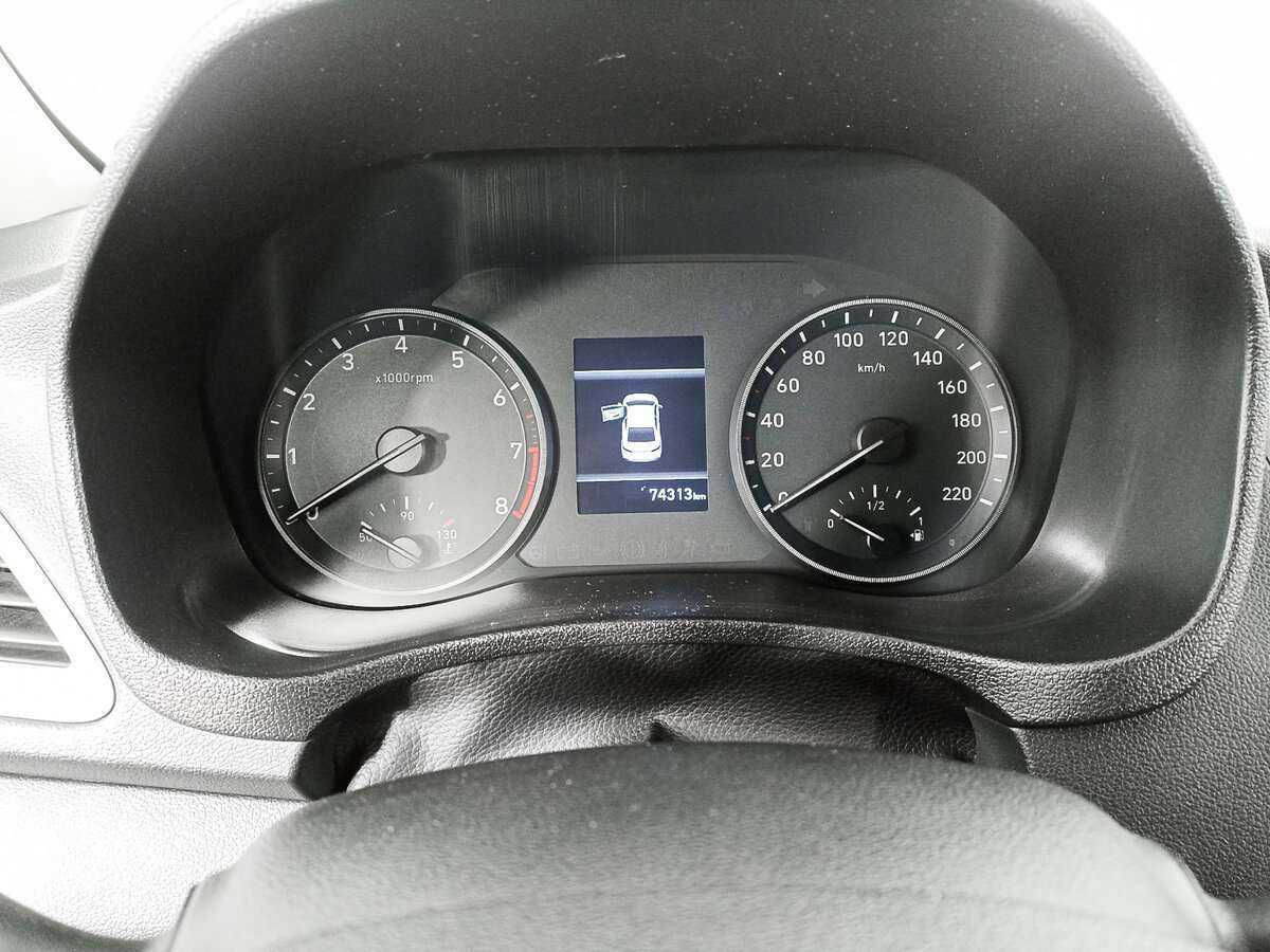 Б/У Хендай Солярис 2019 года. Фото: #12