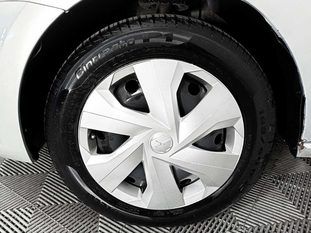 Б/У Фольксваген Поло 2013 года. Фото: #17