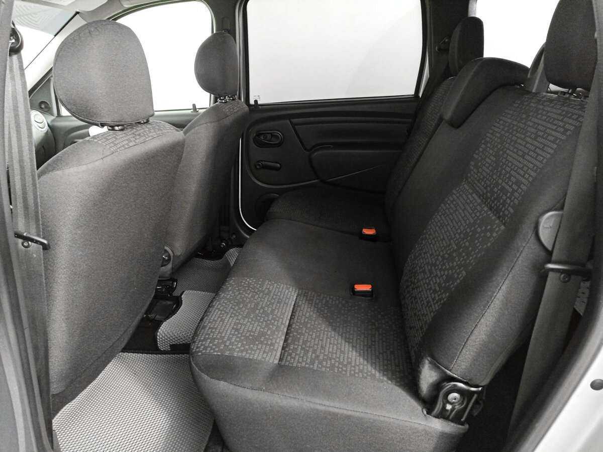 Б/У Лада (ВАЗ) Ларгус 2020 года. Фото: #9