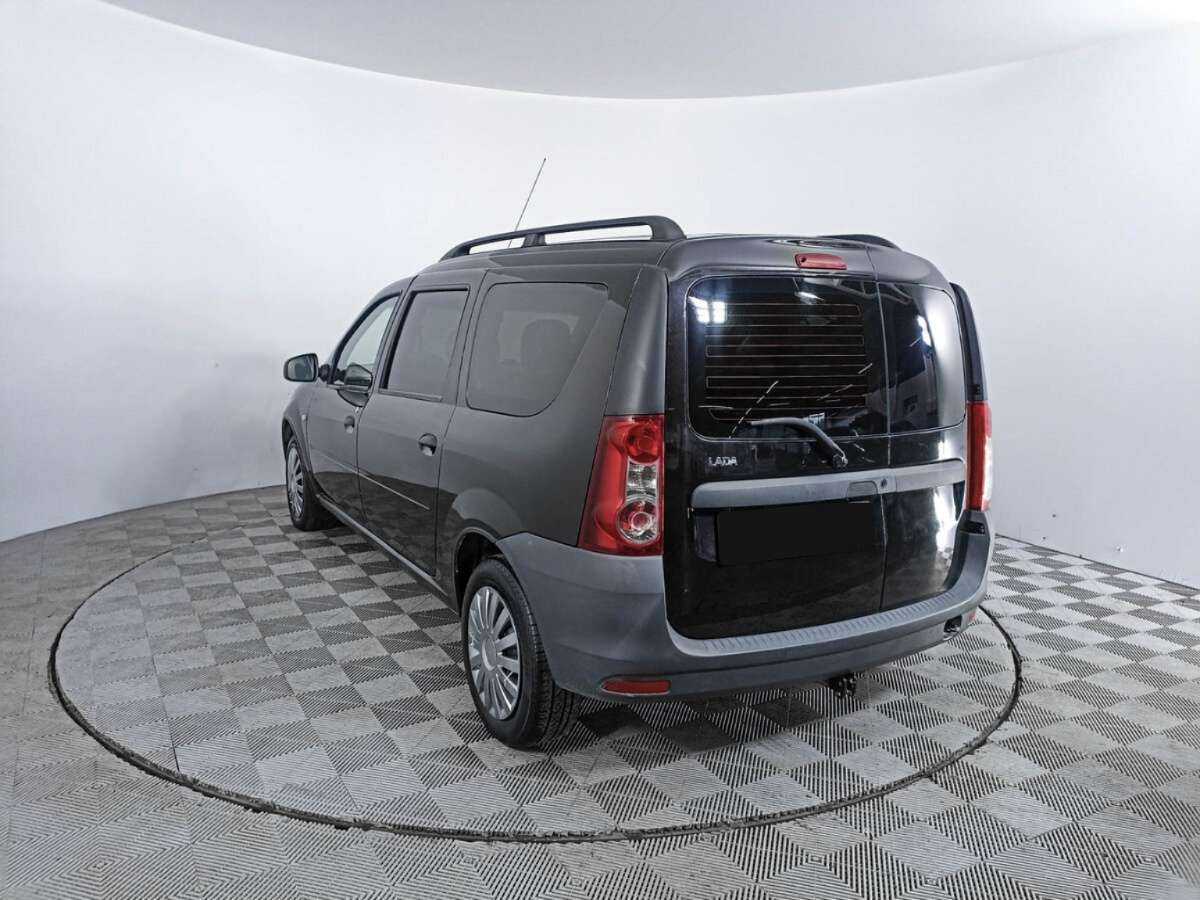 Б/У Лада (ВАЗ) Ларгус 2017 года. Фото: #6