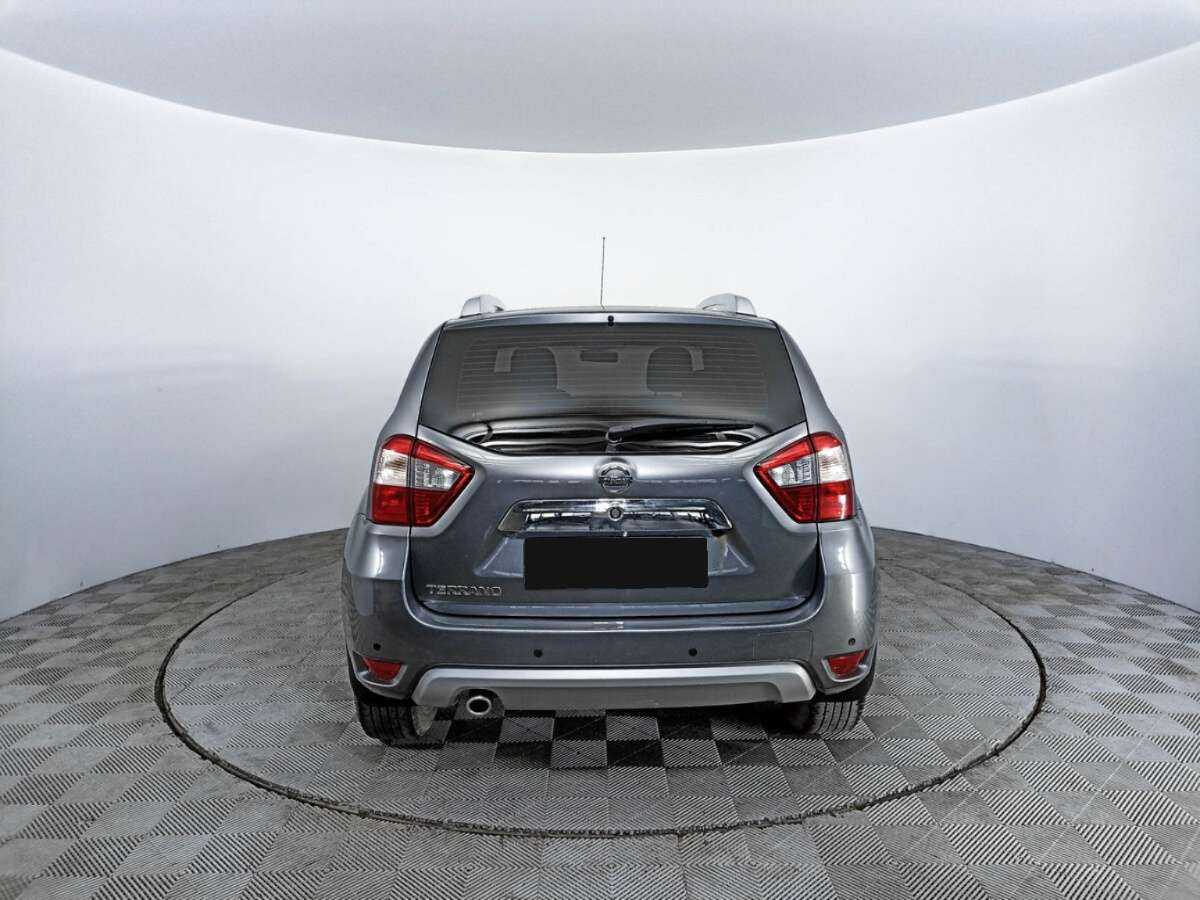 Б/У Ниссан Террано 2017 года. Фото: #5