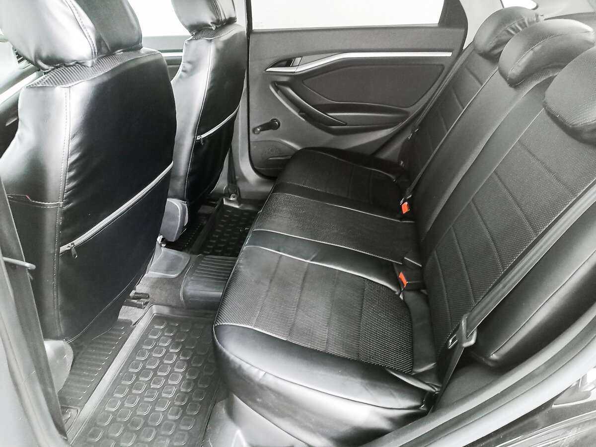 Б/У Лада (ВАЗ) Веста 2015 года. Фото: #8