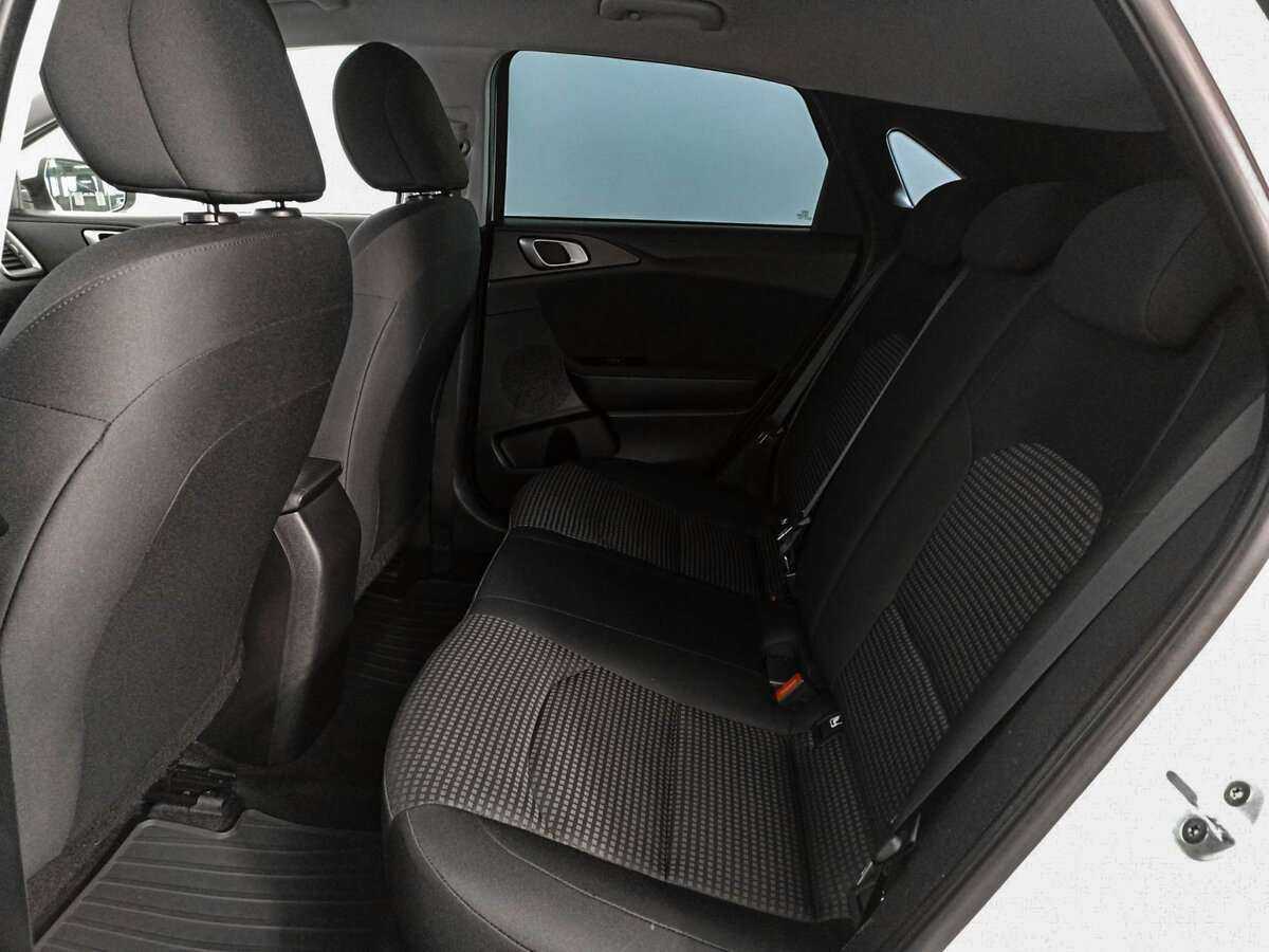 Б/У Киа Сид 2019 года. Фото: #9