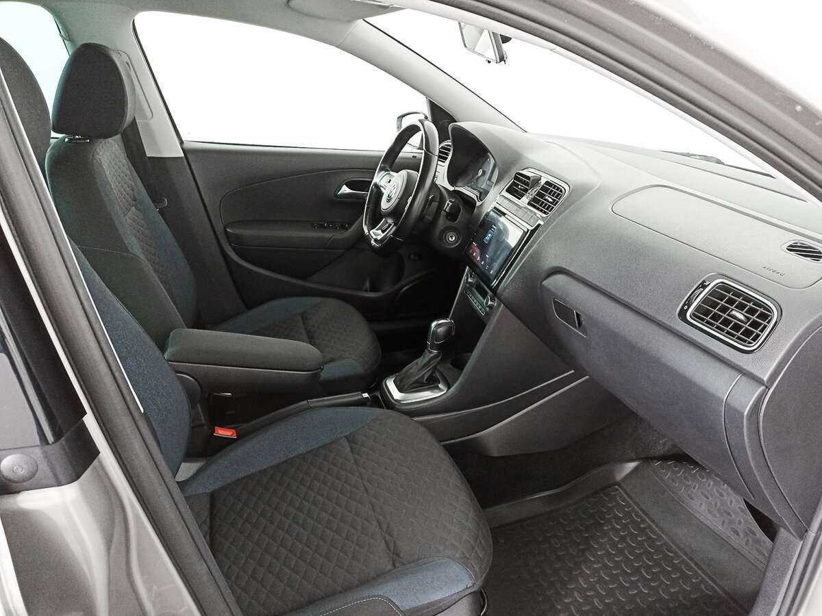 Б/У Фольксваген Поло 2019 года. Фото: #8