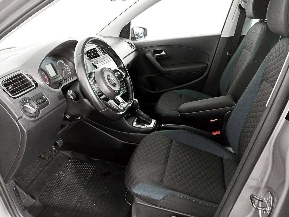 Б/У Фольксваген Поло 2019 года. Фото: #13