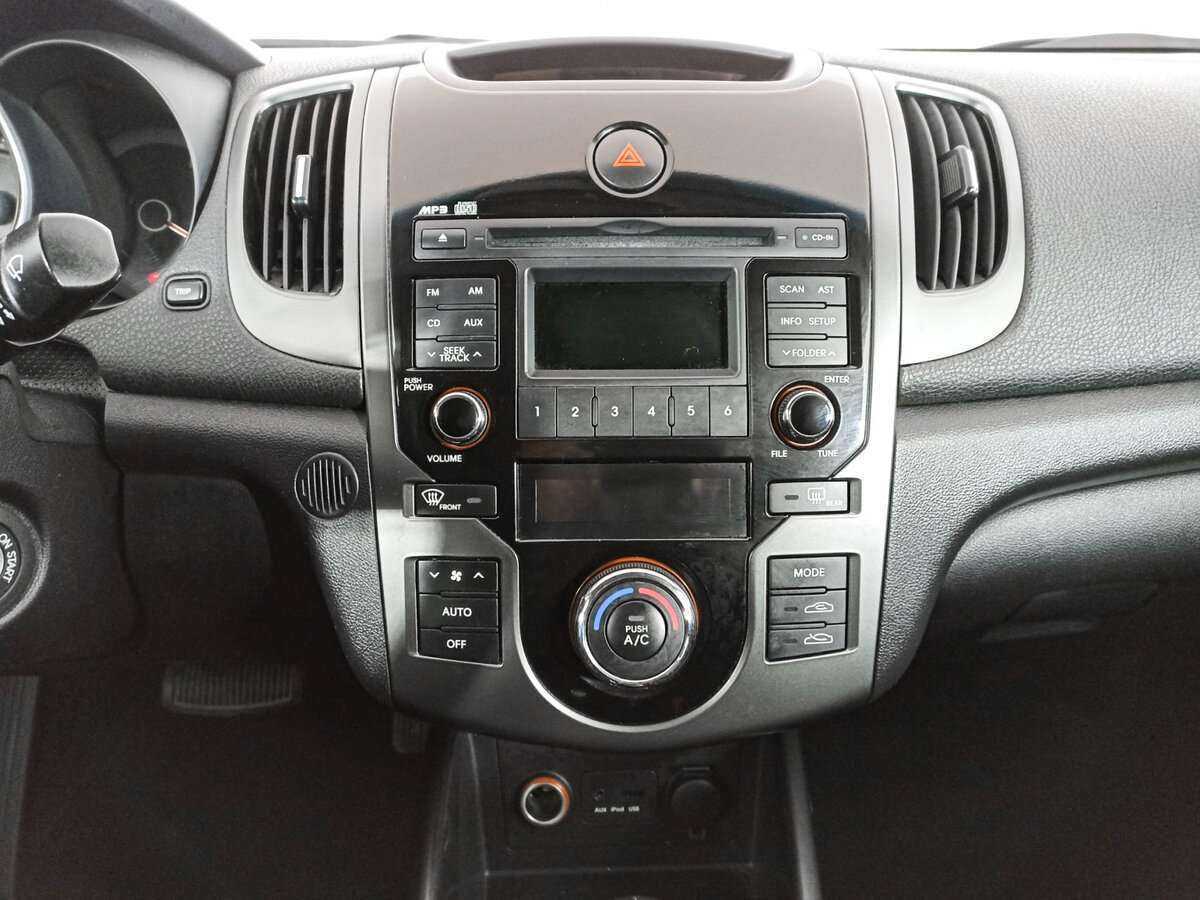 Б/У Киа Церато 2012 года. Фото: #12