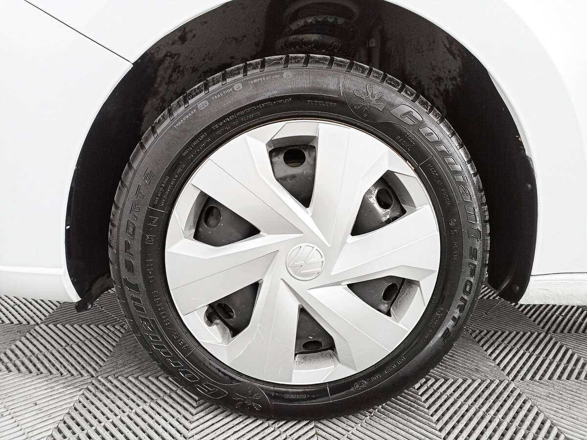 Б/У Фольксваген Поло 2020 года. Фото: #17