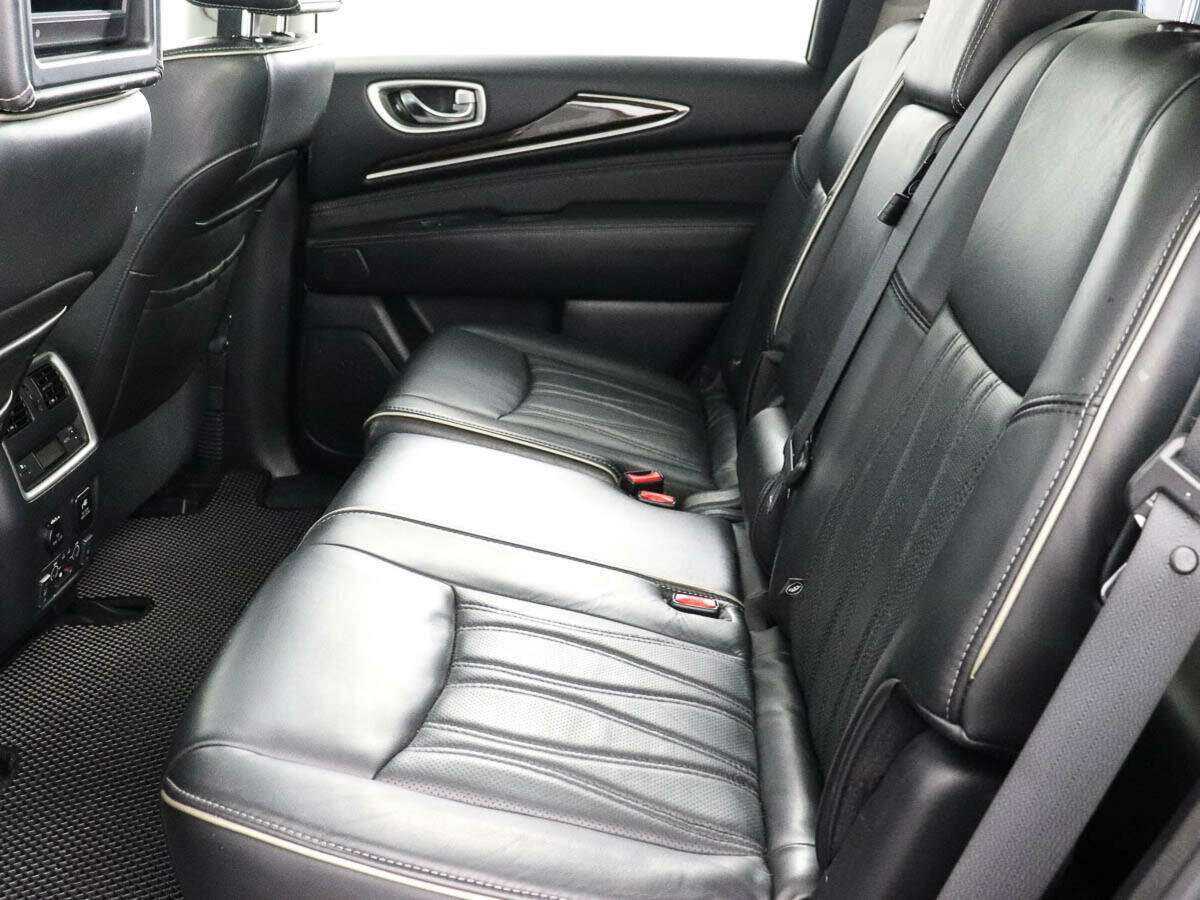 Infiniti QX60 2017 года с пробегом. Фото: #8