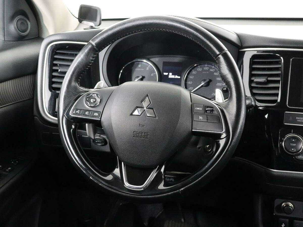 Mitsubishi Outlander 2019 года с пробегом. Фото: #12