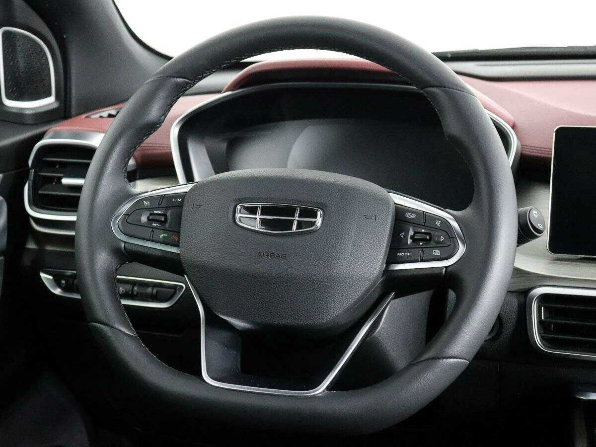 Geely Coolray 2023 года с пробегом. Фото: #12