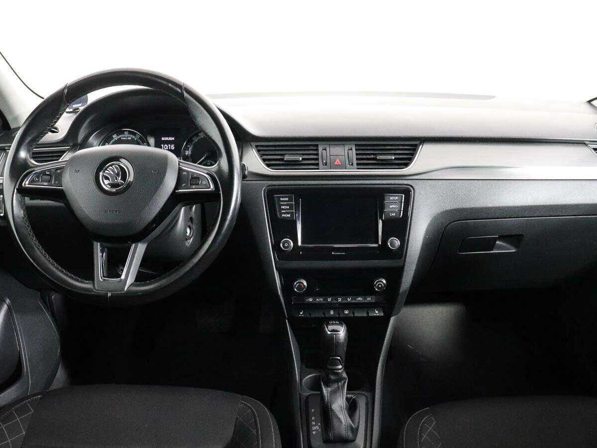 Б/У Шкода Рапид 2017 года. Фото: #10