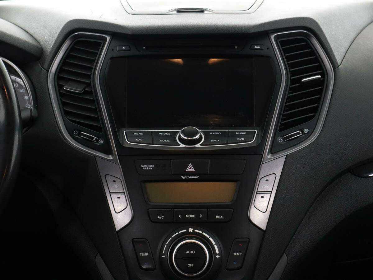 Б/У Хендай Санта Фе 2015 года. Фото: #11