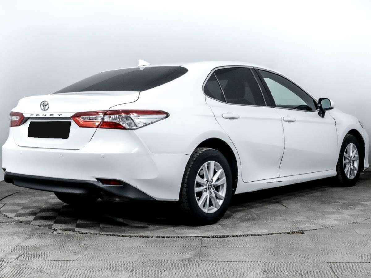 Toyota Camry 2020 года с пробегом. Фото: #3