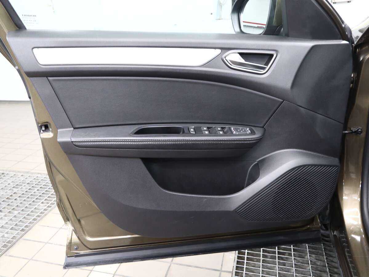 Б/У Рено Аркана 2021 года. Фото: #8