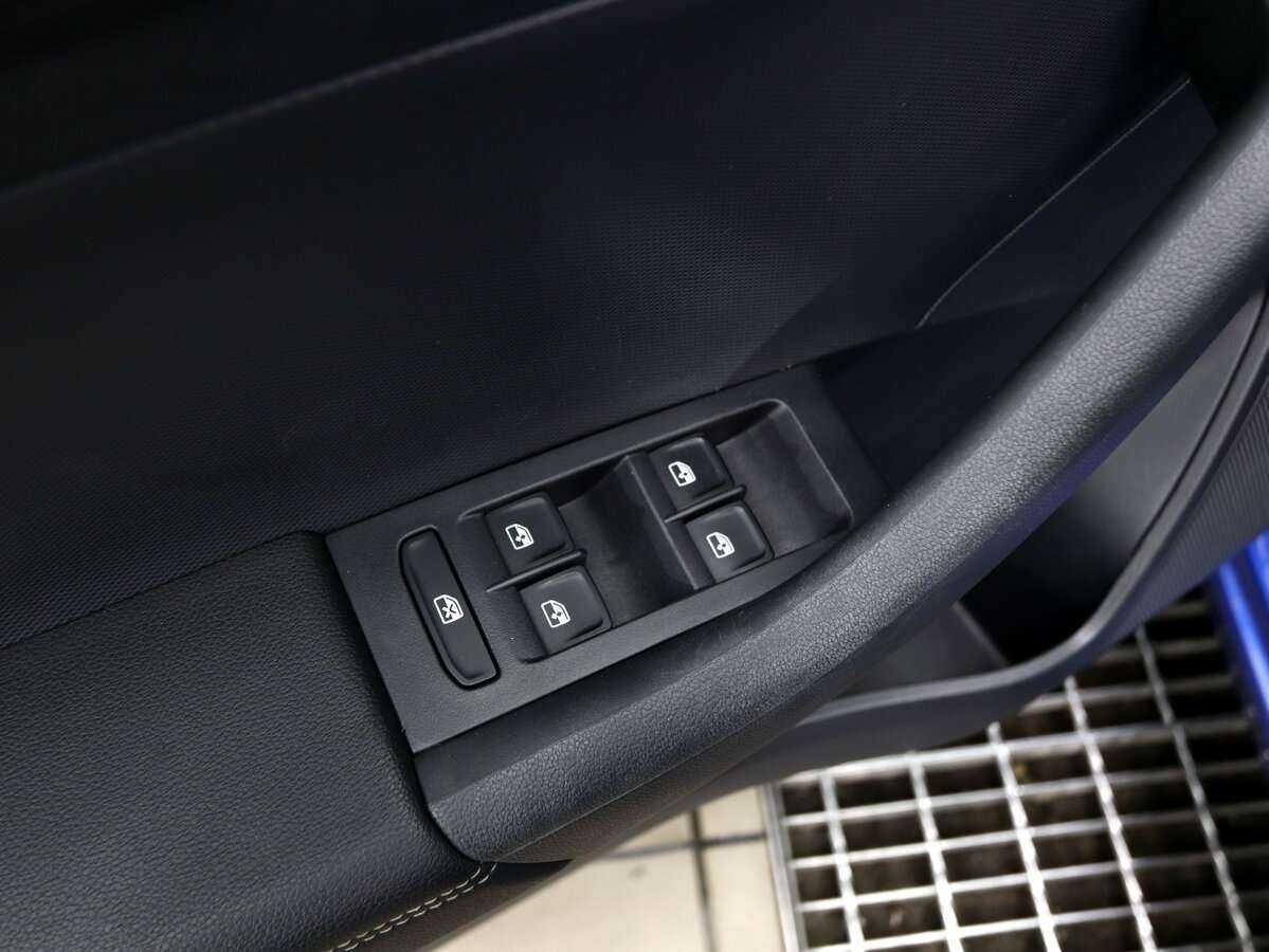 Б/У Шкода Рапид 2018 года. Фото: #6