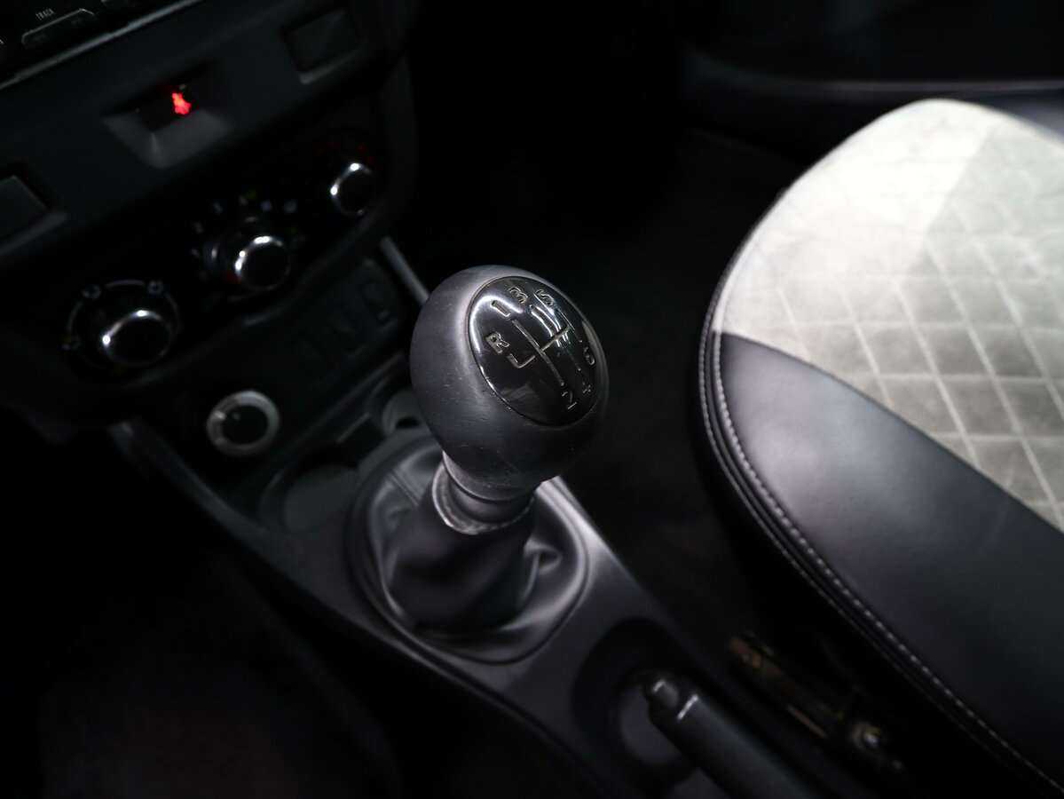 Б/У Рено Дастер 2017 года. Фото: #16