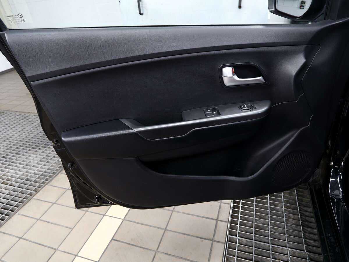 Б/У Киа Рио 2013 года. Фото: #7