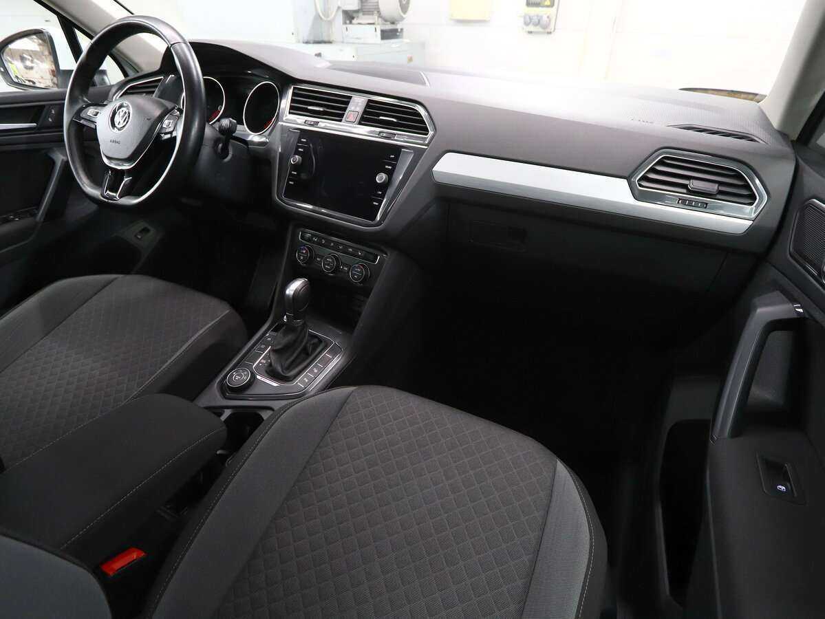 Volkswagen Tiguan 2018 года с пробегом. Фото: #14