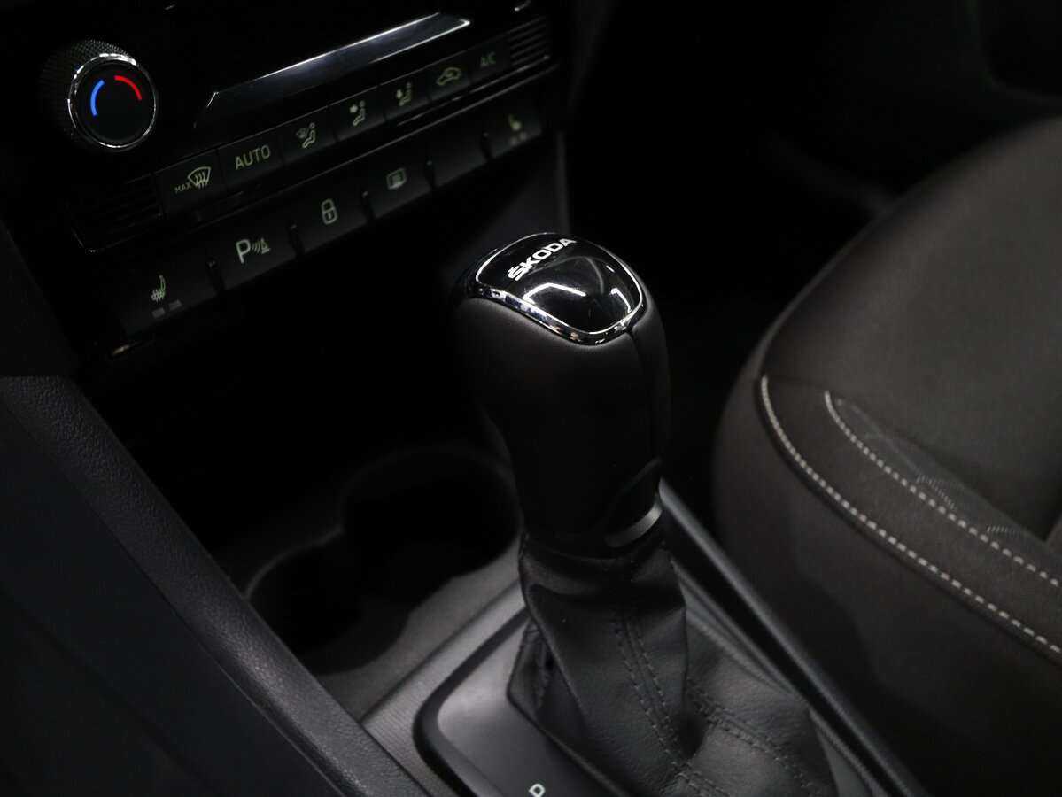 Б/У Шкода Рапид 2018 года. Фото: #8