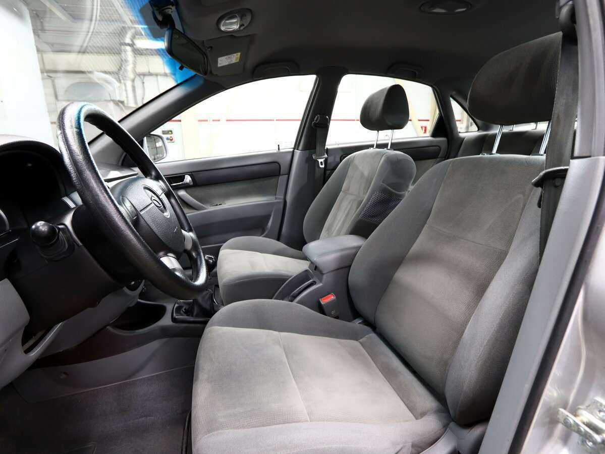 Б/У Дэу Гентра 2013 года. Фото: #5