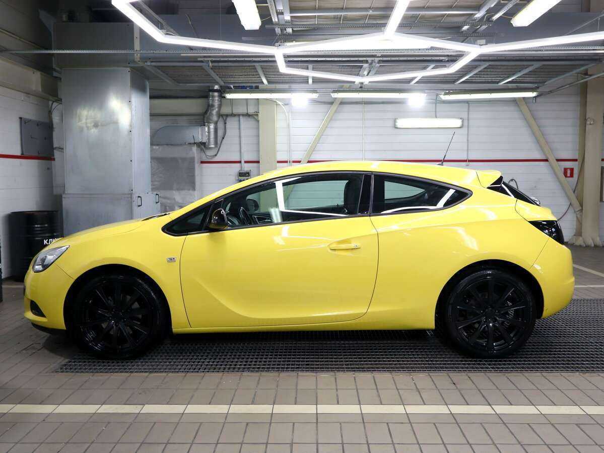 Б/У Опель Астра 2014 года. Фото: #5